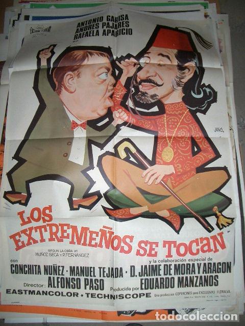 Cine: P&Oacute;STER ORIGINAL DE 70X100CM DE LOS EXTREME&Ntilde;OS SE TOCAN - Foto 1