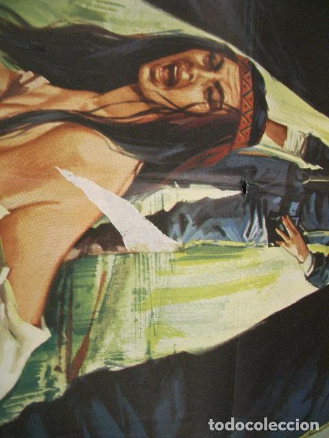 Cine: P&oacute;ster original de 70x100cm VIOLACI&Oacute;N A UNA APACHE - Foto 2