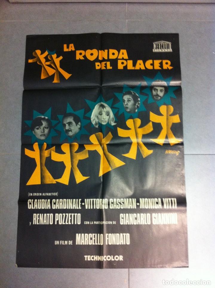 Cinema: CARTEL DE CINE 70X100 ORIGINAL LA RONDA DEL PLACER CON CLAUDIA CARDINALE Y VITTORIO GASSMAN 1975