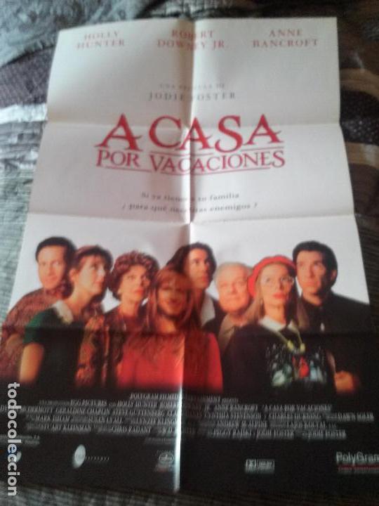 Cine: A CASA POR VACACIONES. CARTEL. POSTER. ORIGINAL. 70 X 100. BUEN ESTADO