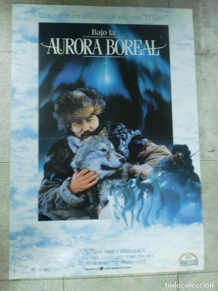 Cinema: CARTEL DE CINE ORIGINAL. BAJO LA AURORA BOREAL. 99 X 70 CM