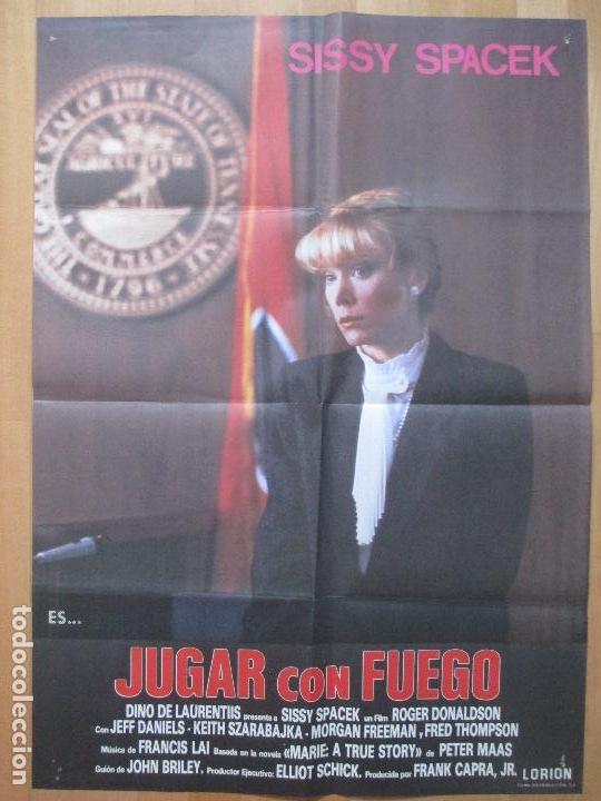 Cinema: CARTEL CINE, JUGAR CON FUEGO, SISSY SPACEK, C74