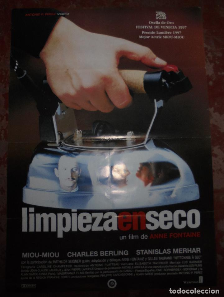 Cinema: CARTEL ORIGINAL DE CINE. LIMPIEZA EN SECO. 98 X 68 CM.