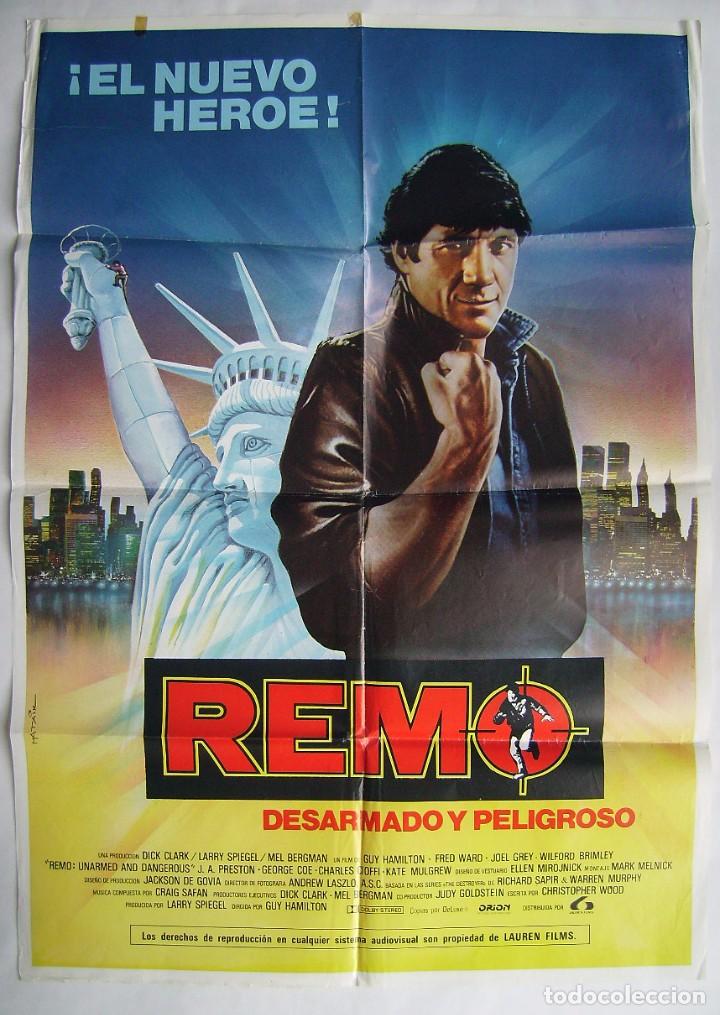 Cinema: REMO, DESARMADO Y PELIGROSO, de Guy Hamilton. POSTER 70 X100. 1986. MATAIX.