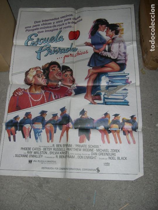 Kino: poster escuela privada para chicas