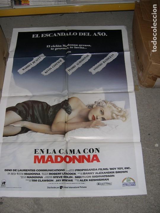 Cine: poster cine en la cama con madonna - Foto 1