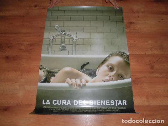 Cine: LA CURA DEL BIENESTAR. POSTER O CARTEL ORIGINAL DE LA PELICULA. MUY BUEN ESTADO.