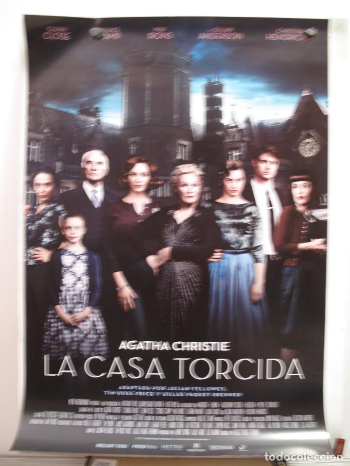 Cine: LA CASA TORCIDA - Foto 1