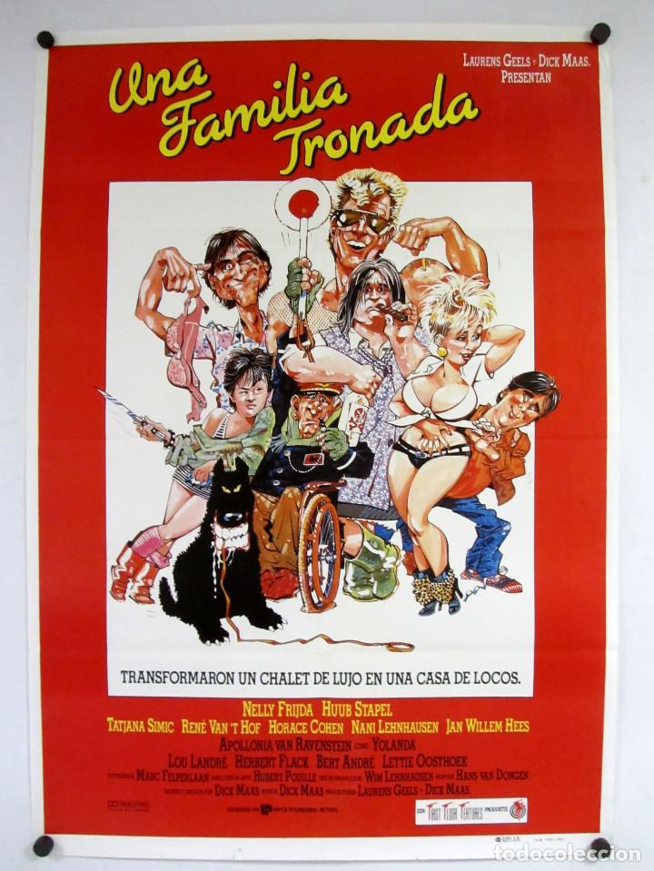 Cin&eacute;ma: Una familia tronada (1986) Cartel original de la pel&iacute;cula 100x70 cms.