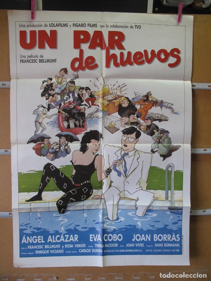 Cine: L708 UN PAR DE HUEVOS - Foto 1