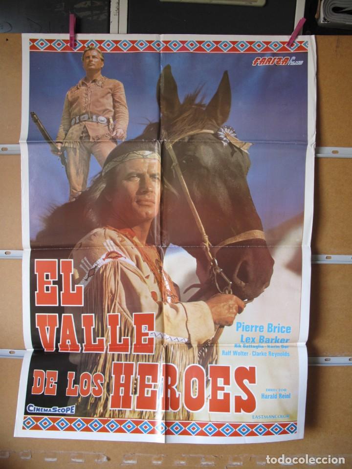 Cine: L982 EL VALLE DE LOS HEROES - Foto 1