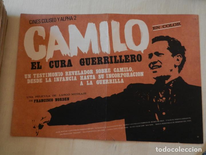 Cinema: AFICHE DE CINE. PEL&Iacute;CULA CAMILO EL CURA GUERRILLER0. MEDIDAS 50X33CM. CART&Oacute;N.