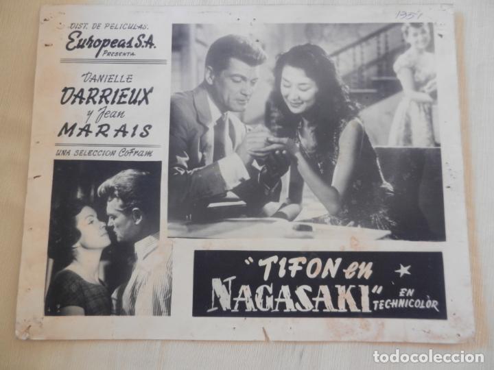 Cinema: AFICHE DE CINE. PEL&Iacute;CULA TIF&Oacute;N EN NAGASAKI. MEDIDAS 35X28CM.