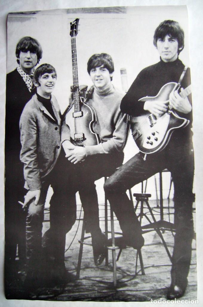 Cine: THE BEATLES. 61X 98 CMS. - Foto 1