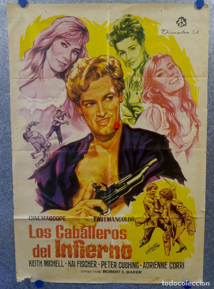 Cinema: Los caballeros del infierno. Keith Michell, Adrienne Corri, Peter Cushing  A&Ntilde;O 1965. POSTER ORIGINAL
