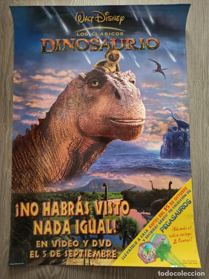 Cine: P&oacute;ster Dinosaurio - Foto 1