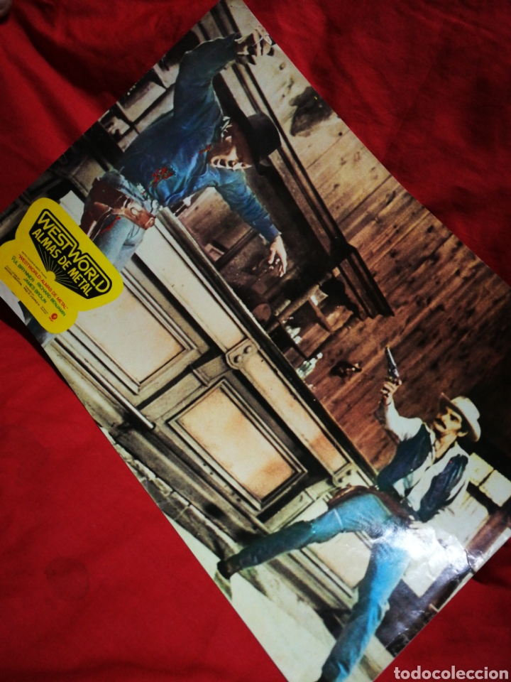 Cinema: CARTEL P&Oacute;STER PEL&Iacute;CULA WESTWORLD: ALMAS DE METAL (YUL BRYNNER). 32'5X22'5CM. RARO!.1974