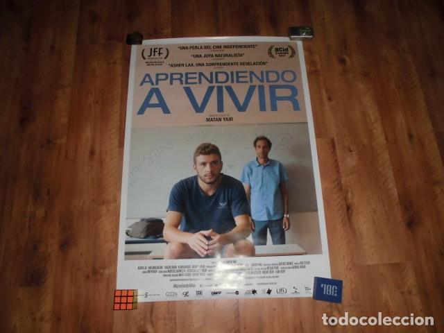 Kino: APRENDIENDO A VIVIR - POSTER O CARTEL ORIGINAL DE LA PELICULA.