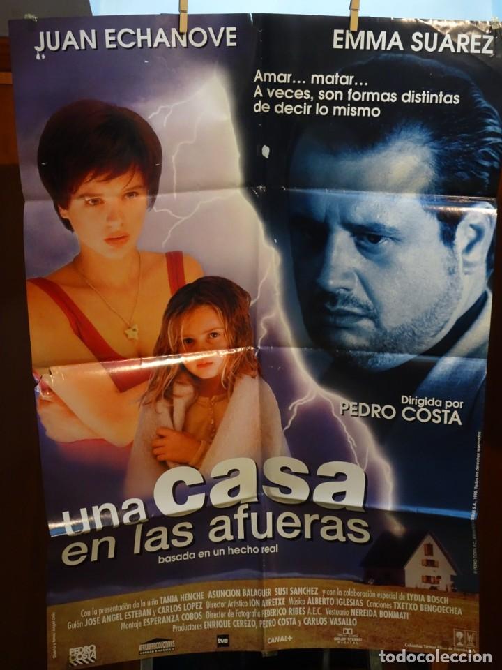 Pelicula Una Casa En Las Afueras