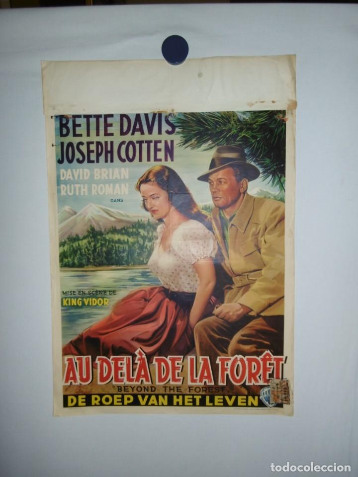 Cin&eacute;ma: AU DEL&Aacute; DE LA FORET (M&Aacute;S ALL&Aacute; EN BOSQUE) - 1949 - 56 x 36