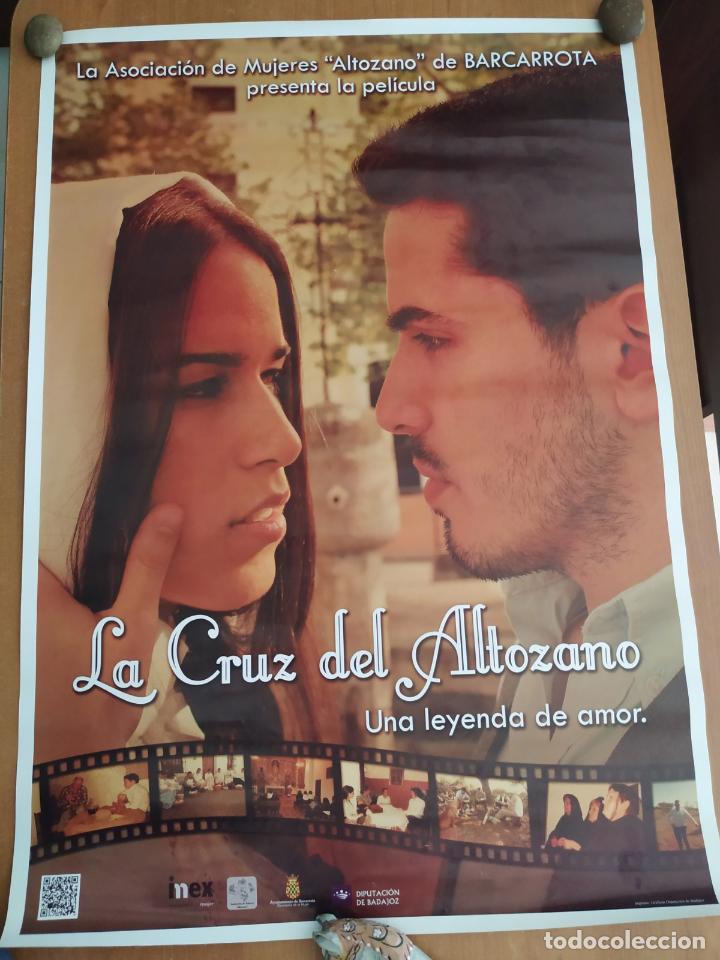 Cine: Poster original de la pel&iacute;cula LA CRUZ DEL ALTOZANO. Rodada en Barcarrota en el a&ntilde;o 2012.