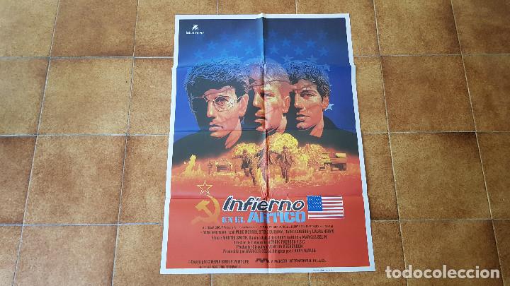 Cinema: POSTER CARTEL INFIERNO EN EL ARTICO (100 X 70 CMS. APROX.) + 12 FOTOCROMOS (34 X 24 CMS.)