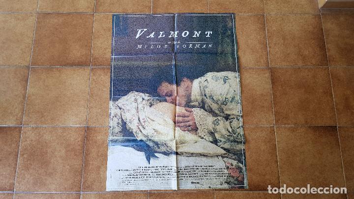 Cine: POSTER CARTEL VALMONT (100 X 70 CMS. APROX.) + 12 FOTOCROMOS (34 X 24 CMS.)