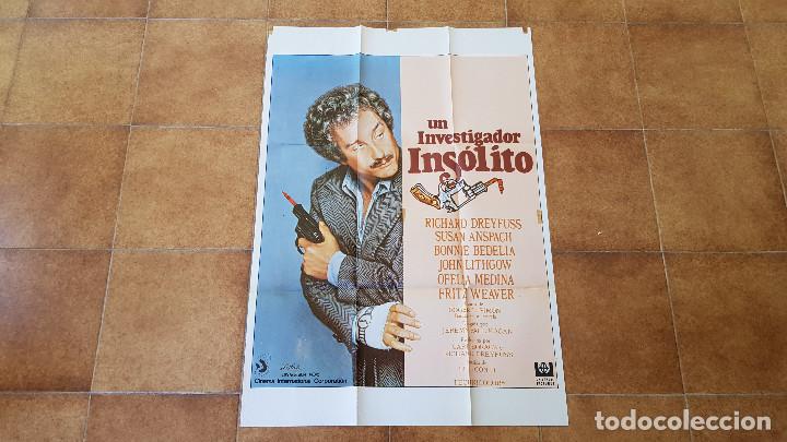 Cinema: POSTER CARTEL INSOLITO (100 X 70 CMS. APROX.) + 12 FOTOCROMOS (34 X 24 CMS.)