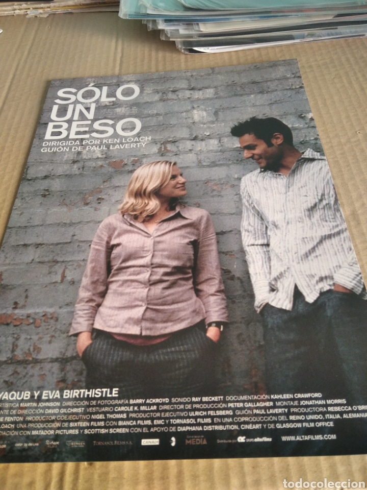 Cine: Cartel de cine SOLO UN BESO