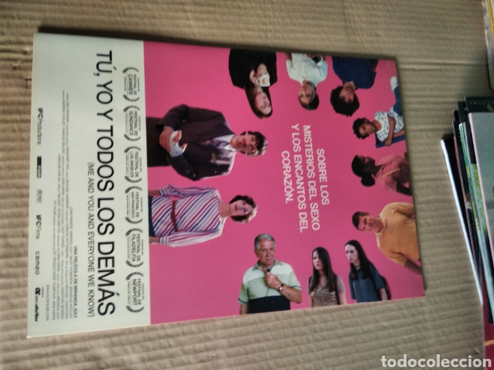 Cinema: Cartel de cine TU, YO Y TODOS LOS DEM&Aacute;S