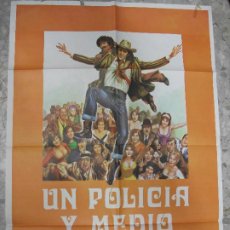 Cine: UN POLICIA Y MEDIO GIANNI ELSNER EMILIO ROIG ROSMARIE EINDT 1981 CARTEL DE CINE 100 X 70 CM. POSTER