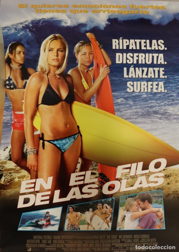 Cine: P&oacute;ster En el filo de las olas - Foto 1
