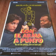 Cine: CON EL ARMA A PUNTO - EMILIO ESTÉVEZ, SAMUEL L. JACKSON, JON LOVITZ - POSTER ORIGINAL U.I.P 1993