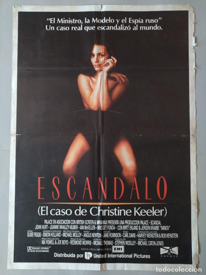Cinema: CARTEL CINE ORIGINAL - ESCANDALO - JOHN HURT - JOANNE WHALLEY - A&Ntilde;O 1989 ...L3517