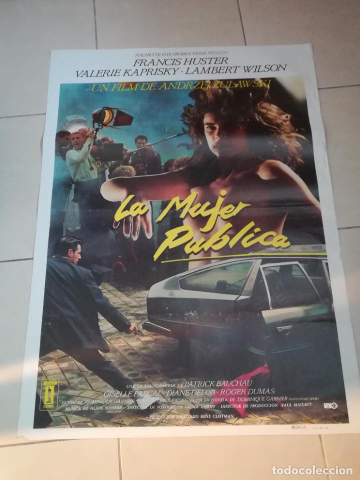 Cinema: POSTER / CARTEL DE CINE ORIGINAL. LA MUJER PUBLICA. VALERIE KAPRISKY. 100 X 70CM