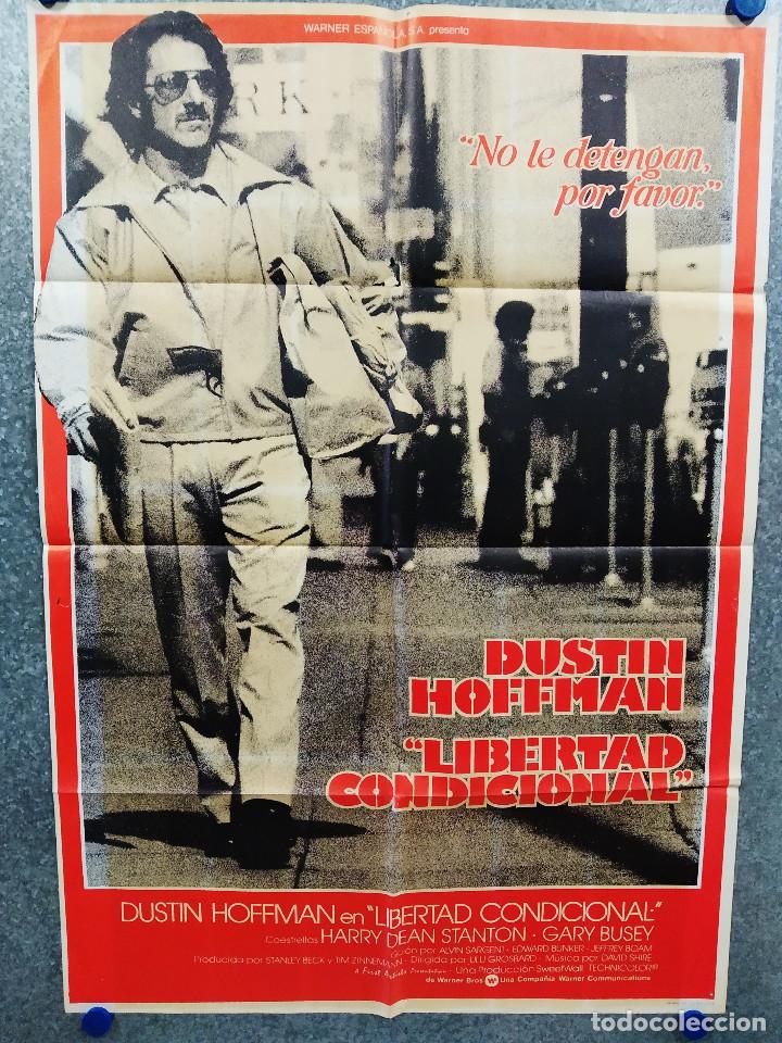 Cin&eacute;ma: Libertad condicional. DUSTIN HOFFMAN, HARRY DEAN STANTON, GARY BUSEY. A&Ntilde;O 1978. POSTER ORIGINAL