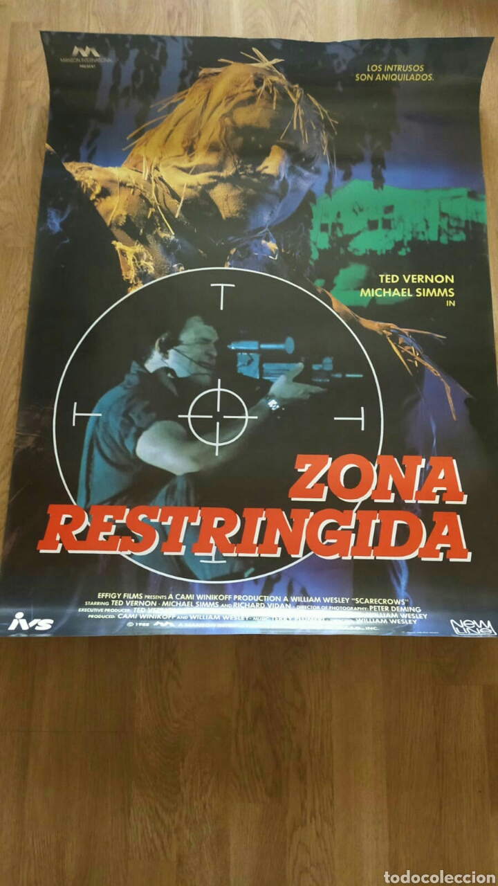 Cine: Zona restringida poster terror - Foto 1