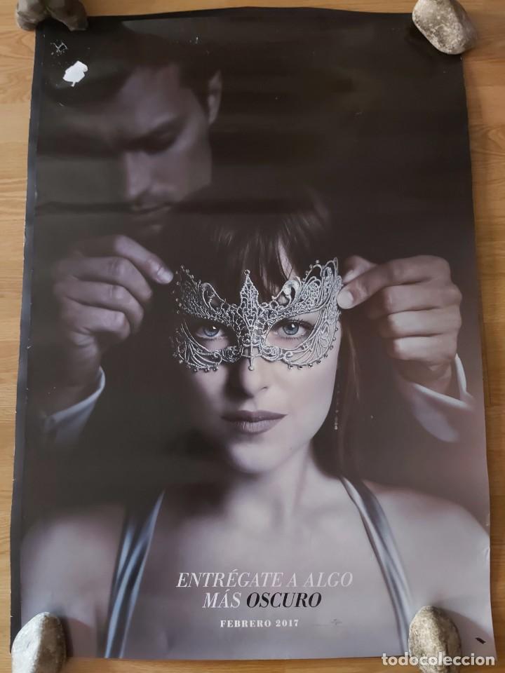 Kino: 50 sombras mas oscuras - APROX 70X100 CARTEL ORIGINAL CINE (L90)