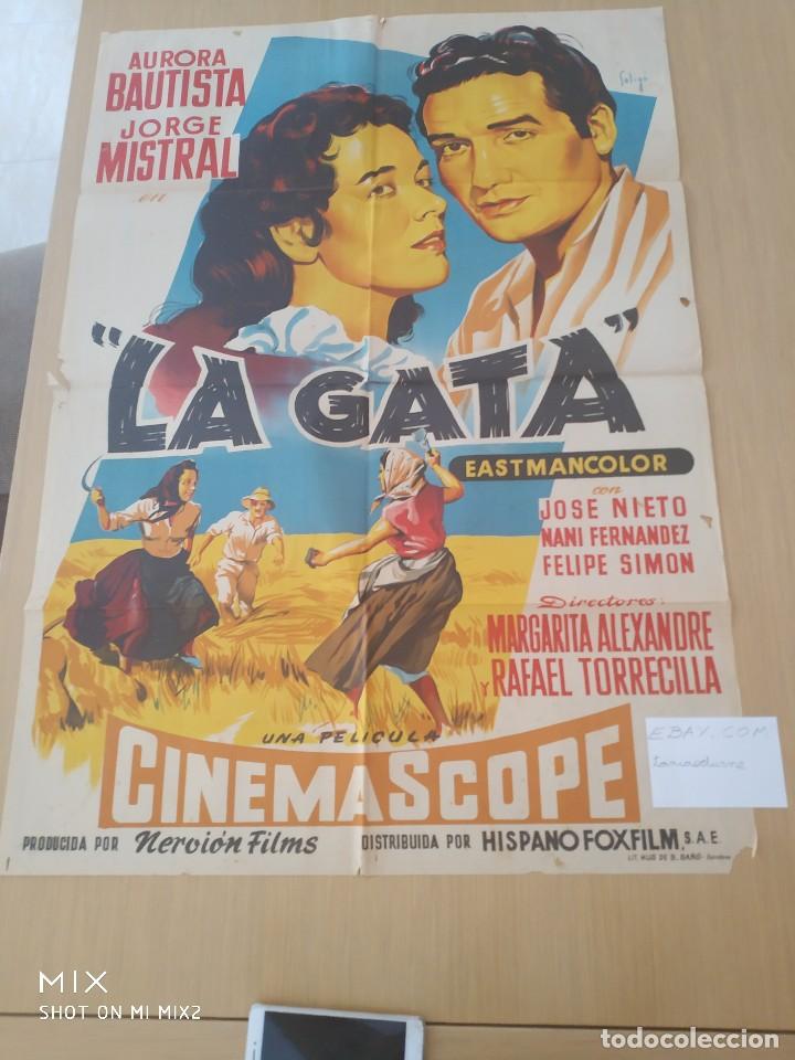 Cine: la gata - Foto 1
