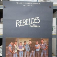 Cine: CARTEL / POSTER ORIGINAL - REBELDES - THE OUTSIDERS - FRANCIS FORD COPPOLA - MEDIDAS 100 X 70. Lote 302568638