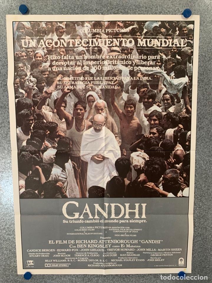 Kino: Gandhi. Ben Kingsley, Roshan Seth, Martin Sheen. POSTER ORIGINAL.