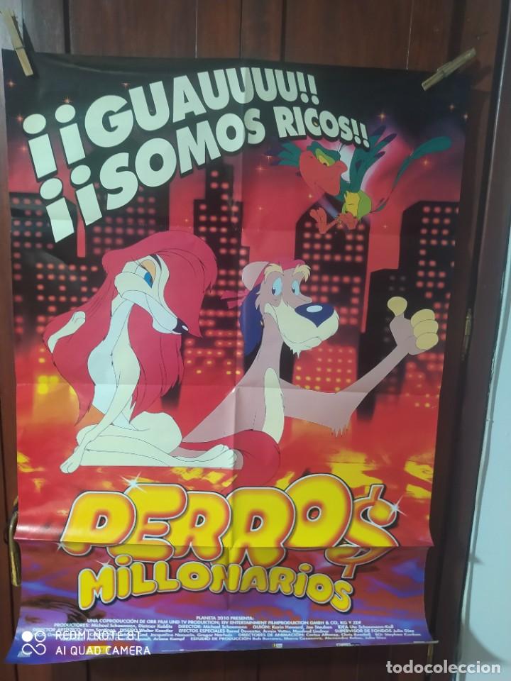 Cinema: perros millonarios poster