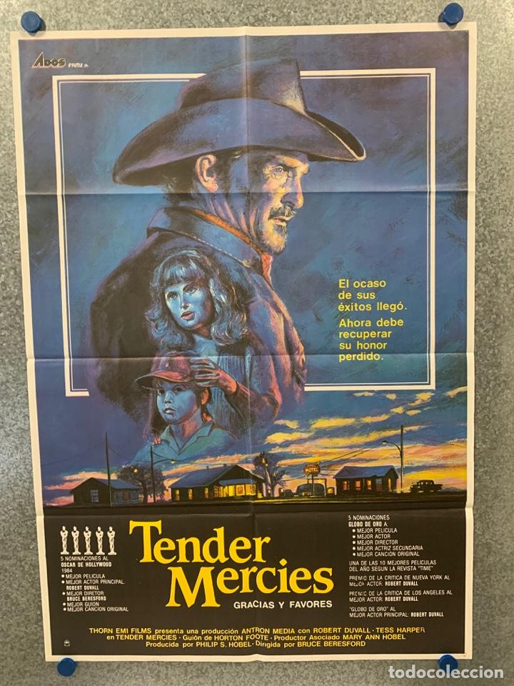 Kino: Gracias y favores. Robert Duvall, Tess Harper, Betty Buckley, Ellen Barkin. POSTER ORIGINAL