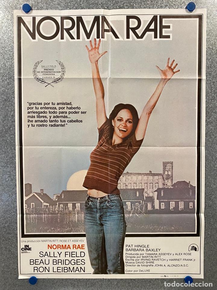 Kino: Norma Rae. Sally Field, Beau Bridges, Ron Leibman, Pat Hingle, Barbara B. A&Ntilde;O 1979. POSTER ORIGINAL.