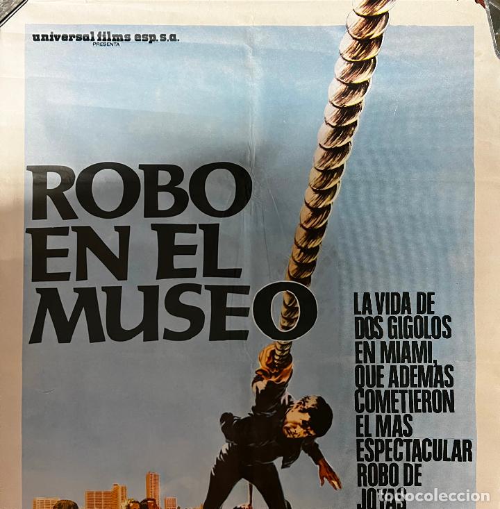 Cinema: CARTEL DE CINE ORIGINAL. PEL&Iacute;CULA, ROBO EN EL MUSEO, A&Ntilde;O 1976. MEDIDAS: 68X98 CM.