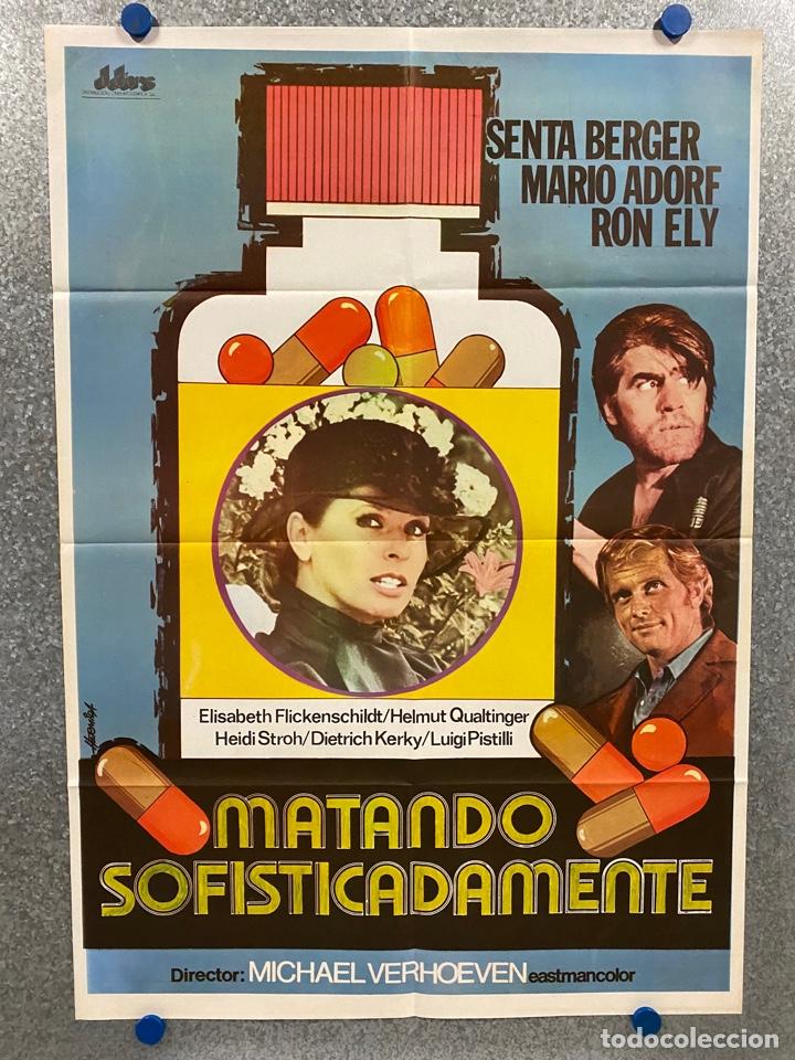 Cine: Matando sofisticadamente. Luigi Pistilli, Mario Adorf, Ron Ely, Senta Berger. POSTER ORIGINAL.