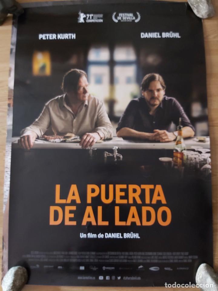 Cinema: La puerta de al lado - aprox 70x100 Cartel ORIGINAL Cine (L101)