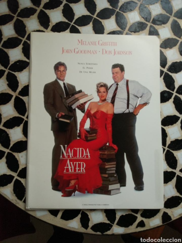 Cinema: CARPETA PEL&Iacute;CULA NACIDA AYER