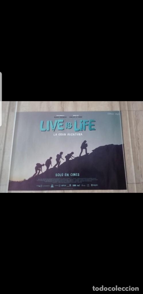 Cine: Poster Live is Life - Foto 1