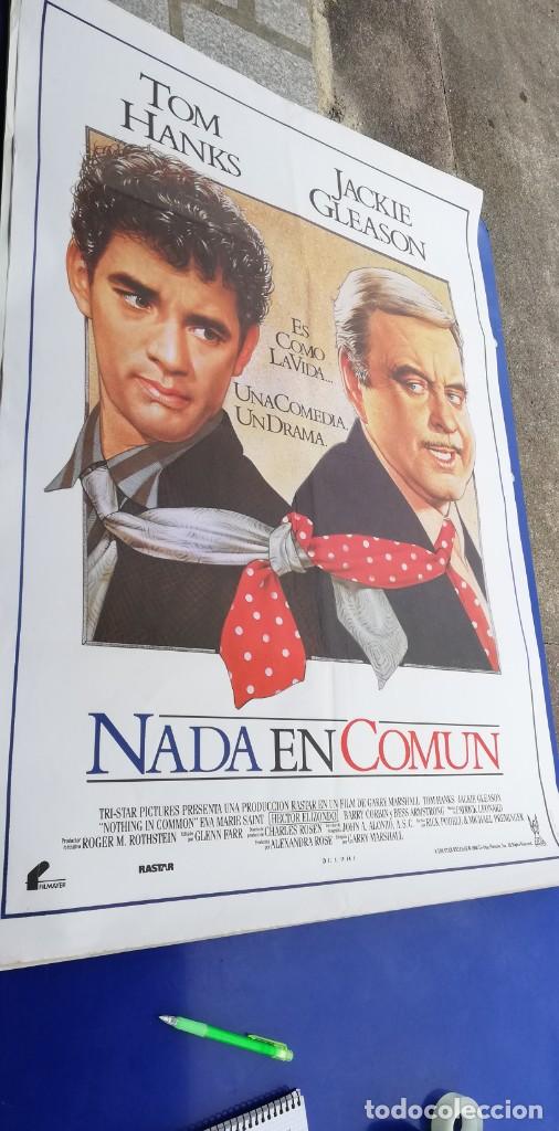 Cine: Nada en com&uacute;n. Cartel Cine - Foto 1
